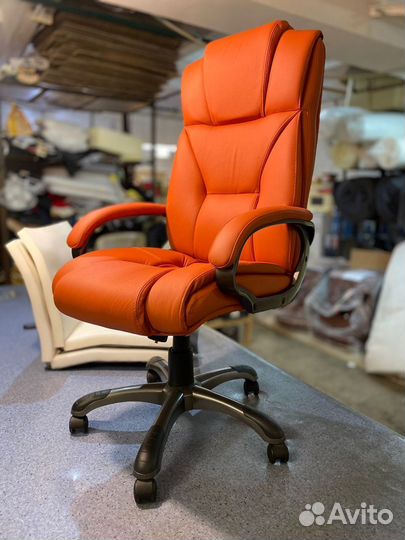 Компьютерное кресло