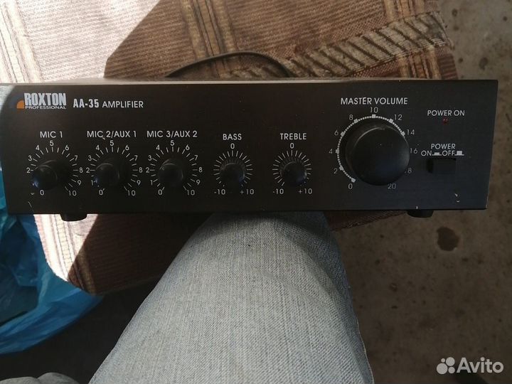 Микшер-усилительroxtonaa-35