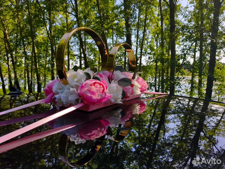 Свадебные украшения на машину