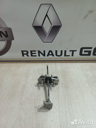 Ограничитель двери Renault sandero 2 Прав