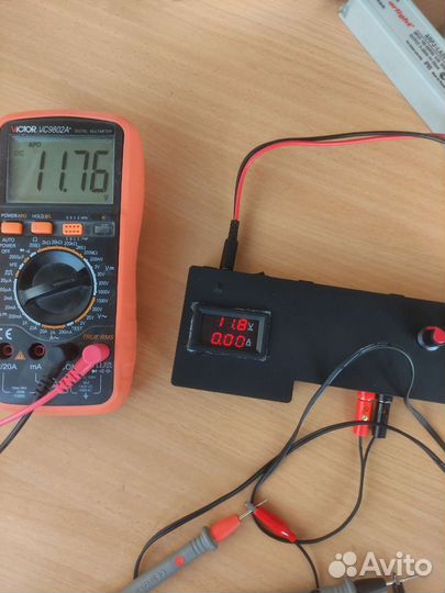 Лабораторный источник питания