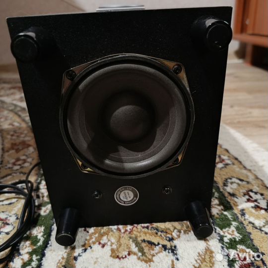 Сабвуфер и две колонки microlab M-400 II