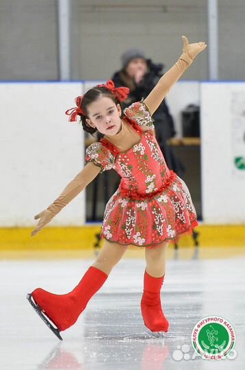 Платье для фигурного катания