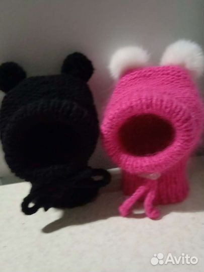 Вязаная одежда и шапочки для собак