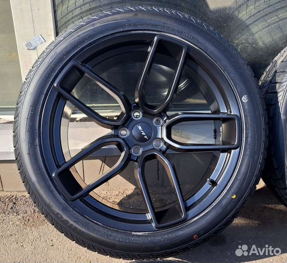 R20 Arivo Winmaster ARW2 275/40, PCD 5x115 DIA 71.5