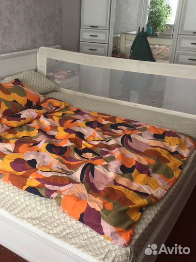 Бортик на кровать, защитный барьер от падения