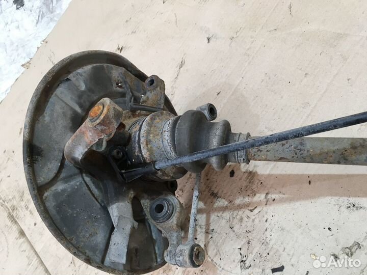 Кулак mercedes benz W220 (1998-2005)