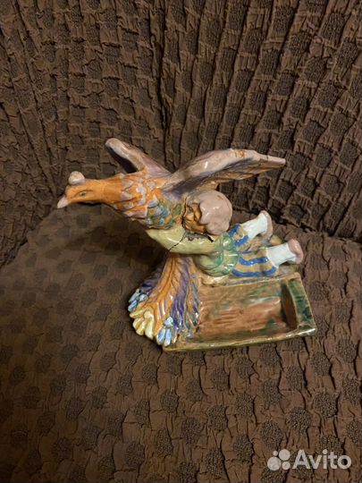 Статуэтка Иванушка с Жар птицей в руках СССР