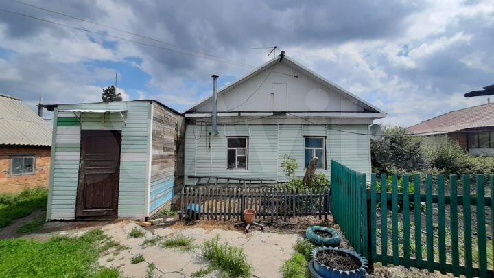 Дом 35,7 м² на участке 2 сот.