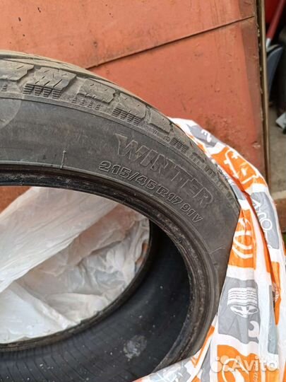 Tigar Winter 215/45 R17
