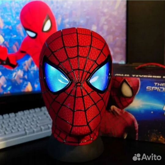 Маска человека паука