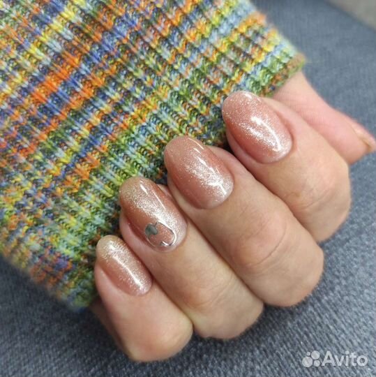 Маникюр, покрытие гель-лак, укрепление гелем