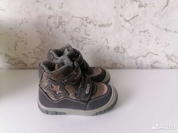 Ботинки демисезонные для девочки 24 размер
