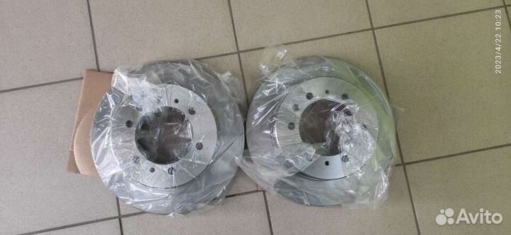 Диск тормозной задний Nissan Patrol Y60/Y61