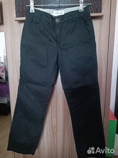 Продам новые брюки для мальчика