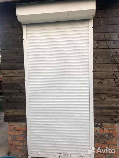 Роллеты / рольставни 2100x900 инерционные с замком