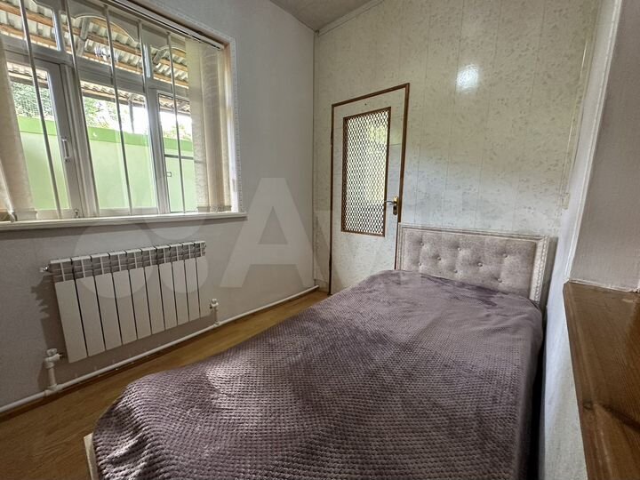 3-к. квартира, 130 м², 1/2 эт.