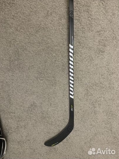 Клюшка хоккейная