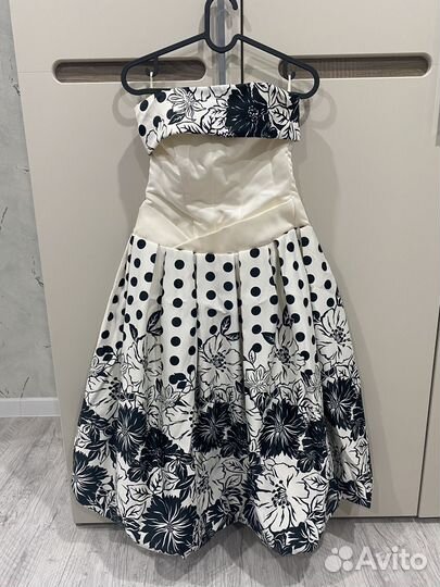 Вечернее платье с корсетом