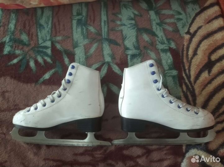 Коньки фигурные