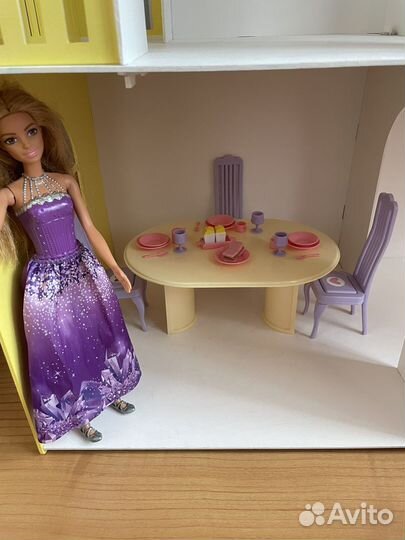 Домик кукольный (+ мебель и куклы)