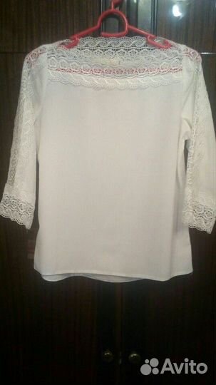 Белая блузка