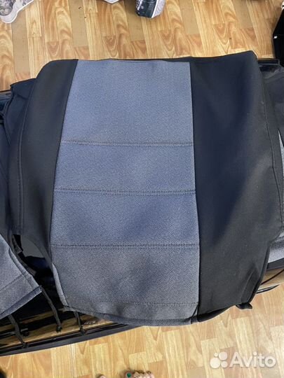 Чехлы на Ниссан Серена