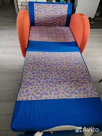 Детский диванчик раскладной бу