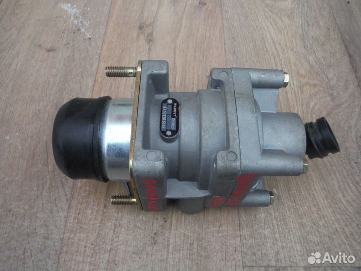 Кран клапан тормозной главный shacman 2022