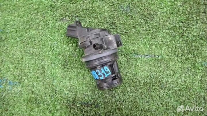 Мотор бачка омывателя передний Toyota Corolla