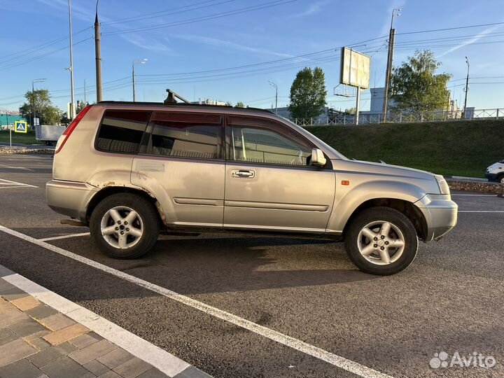 Nissan X-Trail 2.0 AT, 2000, 230 000 км