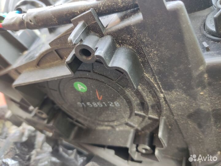 Левая передняя фара lancer 10