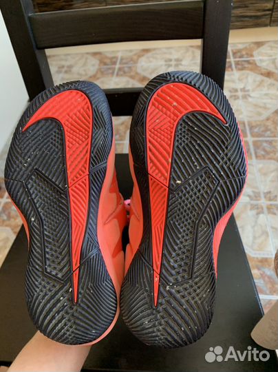 Кроссовки для тенниса nike