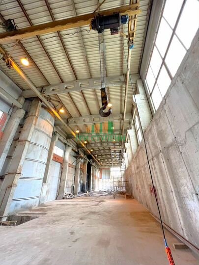 Склад с кран-балкой