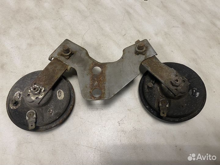 Звуковой сигнал Mitsubishi Lancer 9