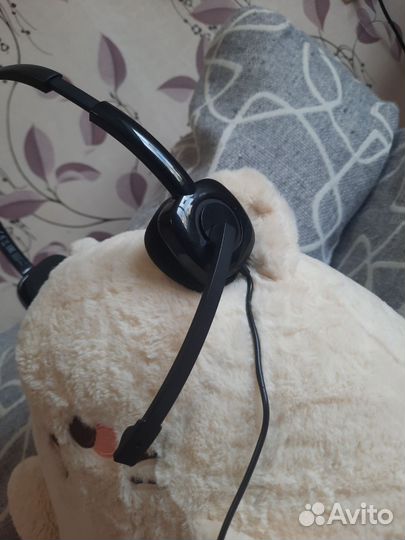 Проводные наушники