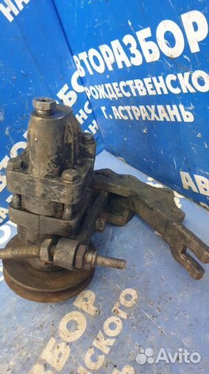 Гур. ЗИЛ 130 грузовой АВТОМОБИЛЬ 6.0L ZIL-130 V8