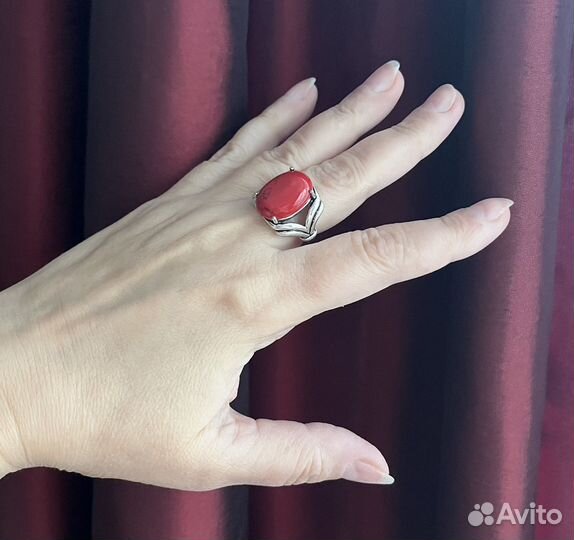 Серьги и кольцо с Кораллом