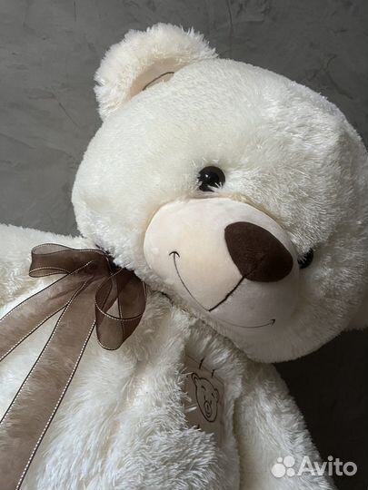 Плюшевый медведь 140 см