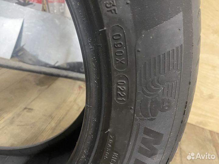 Michelin Primacy 4 215/55 R17