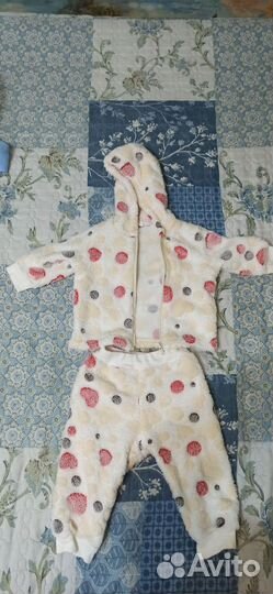 Продам флисовый костюм 68