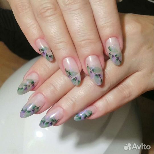 Маникюр