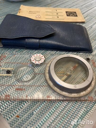 Компас жидкостный гдр