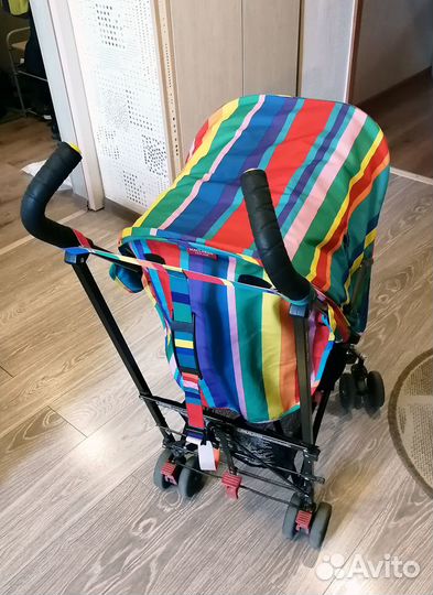 Коляска Maclaren Volo