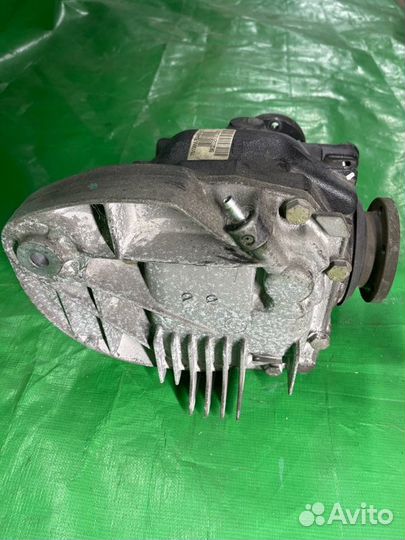 Редуктор задний Bmw X5 E53 M54B30 2002