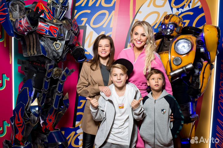 Шоу роботов трансформеров на детский праздник