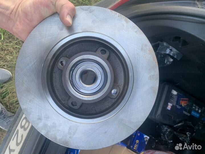 Задние тормозные диски с подшибниками на Citron