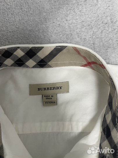 Рубашка белая Burberry р.104