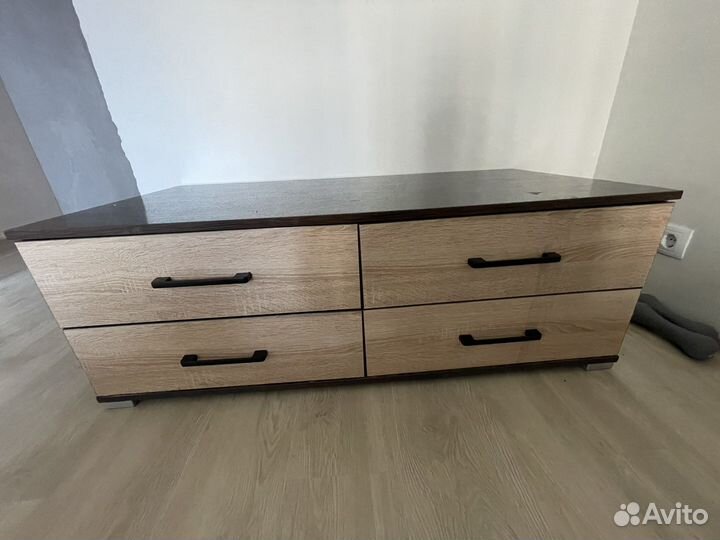 Тумба под телевизор