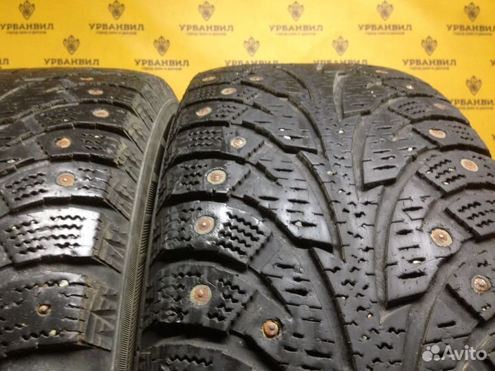 Hankook Winter I'Pike 215/60 R17 95T